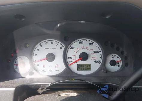 2001 Ford Escape Xls z USA, uszkodzony, nr VIN 1FMYU01141KB90949